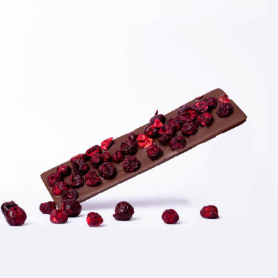 Tafel echter belgischer Schokolade - Milchschokolade mit Kirschen